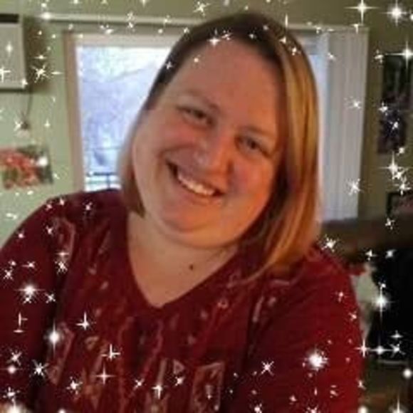 Meet your Posher, Jessica - Picture 1 of 1